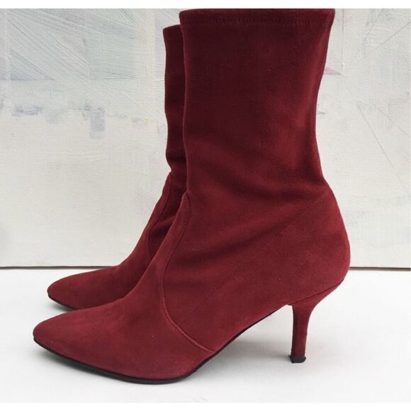 Stuart Weitzman Cling red sock booties size 7 1/2 - Picture 4 of 7